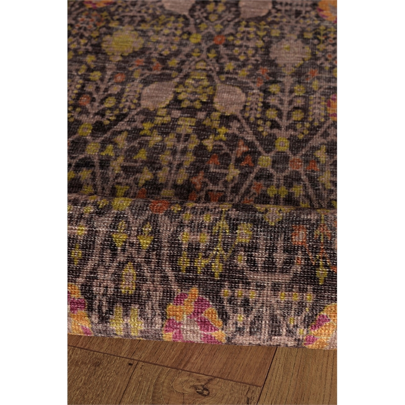 Linon Logan Malaya Polyester 5' X 7' Area Rug in Black and Green