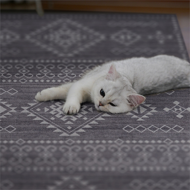 Linon Dillon Igor Grey and Ivory 5' X 7' Area Rug