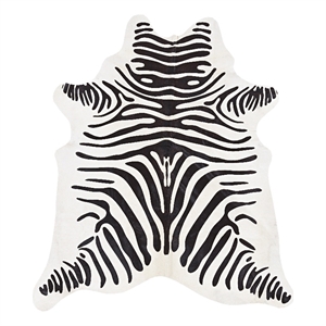 Linon Cowhide Stencil Full Skin in Black