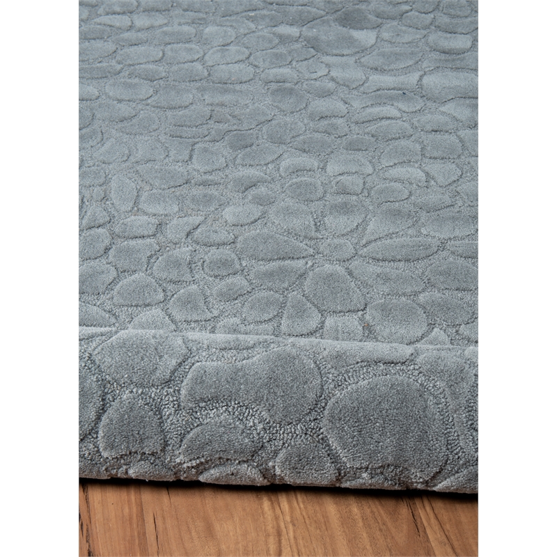 Linon Trio Flowers Hand Tufted Polyester 8'x10' Rug in Blue