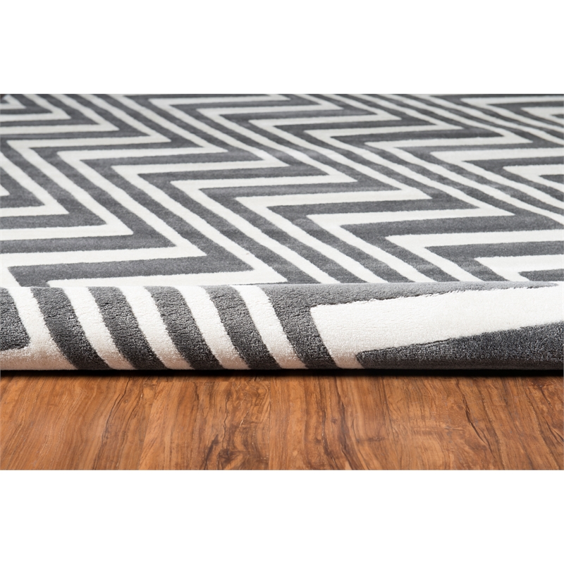 Linon Trio Dandelion Hand Tufted Polyester 5'x7' Rug in Gray