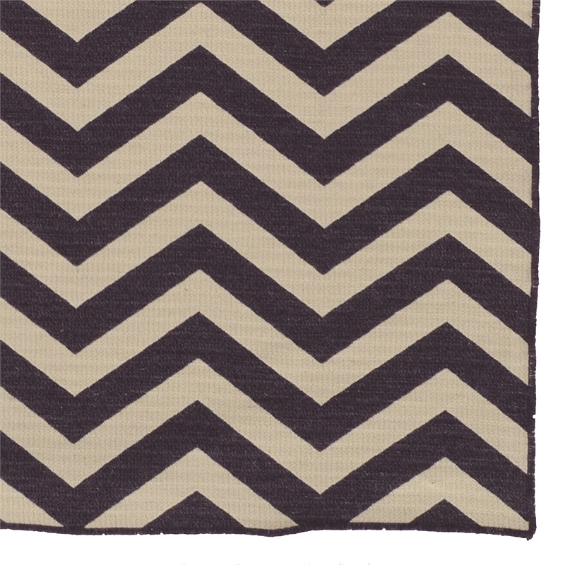 Linon Saloniki Wool 5' x 8' Chevron Area Rug in Purple