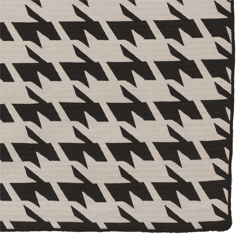 Linon Salonika Houndstooth Reversible Woven Wool 5'x8' Rug in Gray