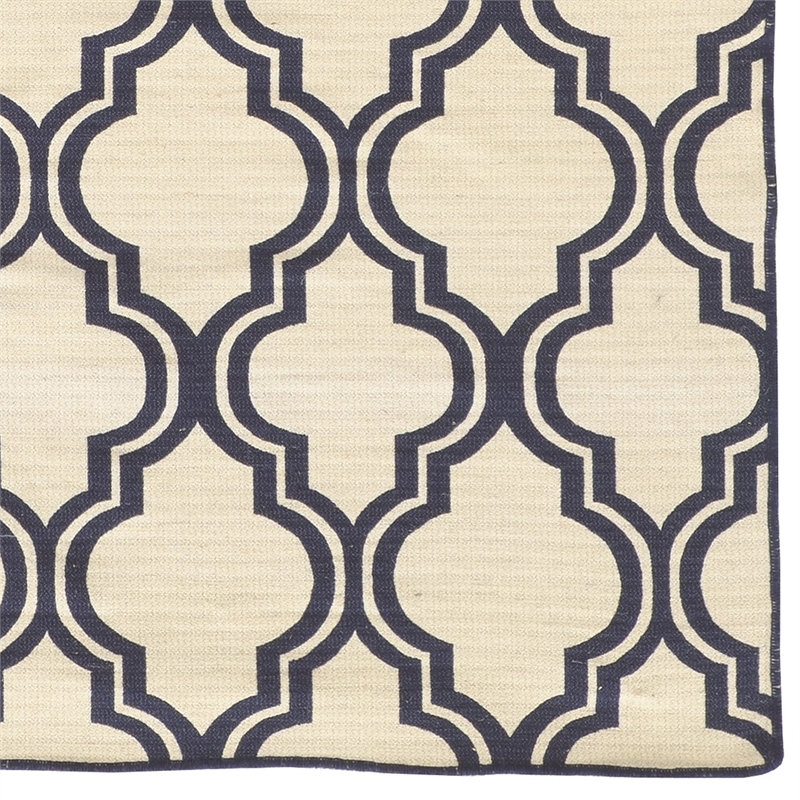 Linon Salonika Quatrefoil Reversible Woven Wool 5'x8' Rug in Blue