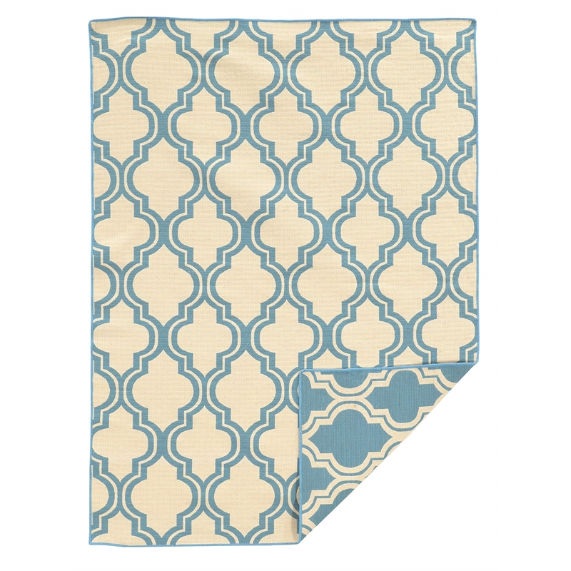 Linon Salonika Quatrefoil Reversible Woven Wool 5'x8' Rug in Light Blue