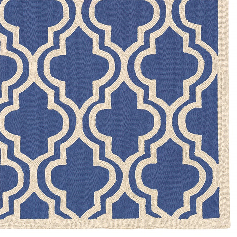 Linon Silhouette Quatrefoil Hand Hooked Wool 5'x7' Rug in Navy