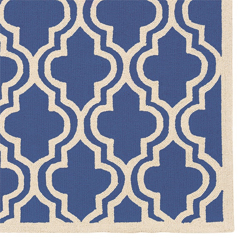 Linon Silhouette Quatrefoil Hand Hooked Wool 8'x10' Rug in Navy