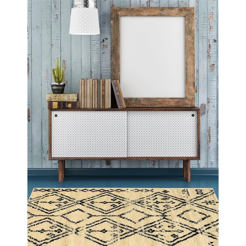 Linon Moroccan Fes Power Loomed Polypropylene 3'x5' Rug in Ivory