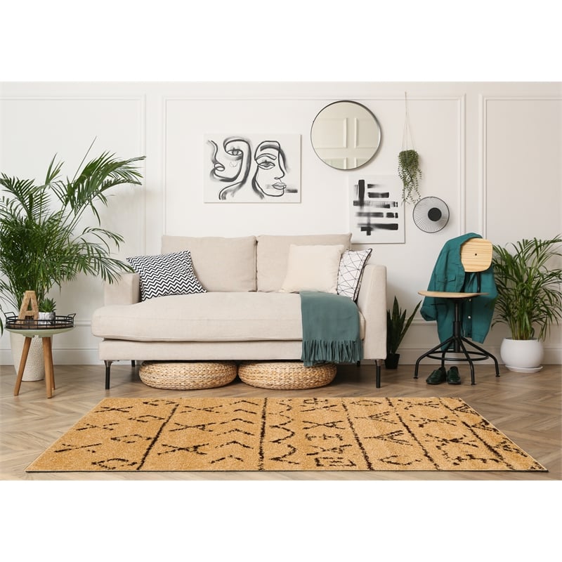 Linon Moroccan Atlas Power Loomed Polypropylene 5'x7' Rug in Brown