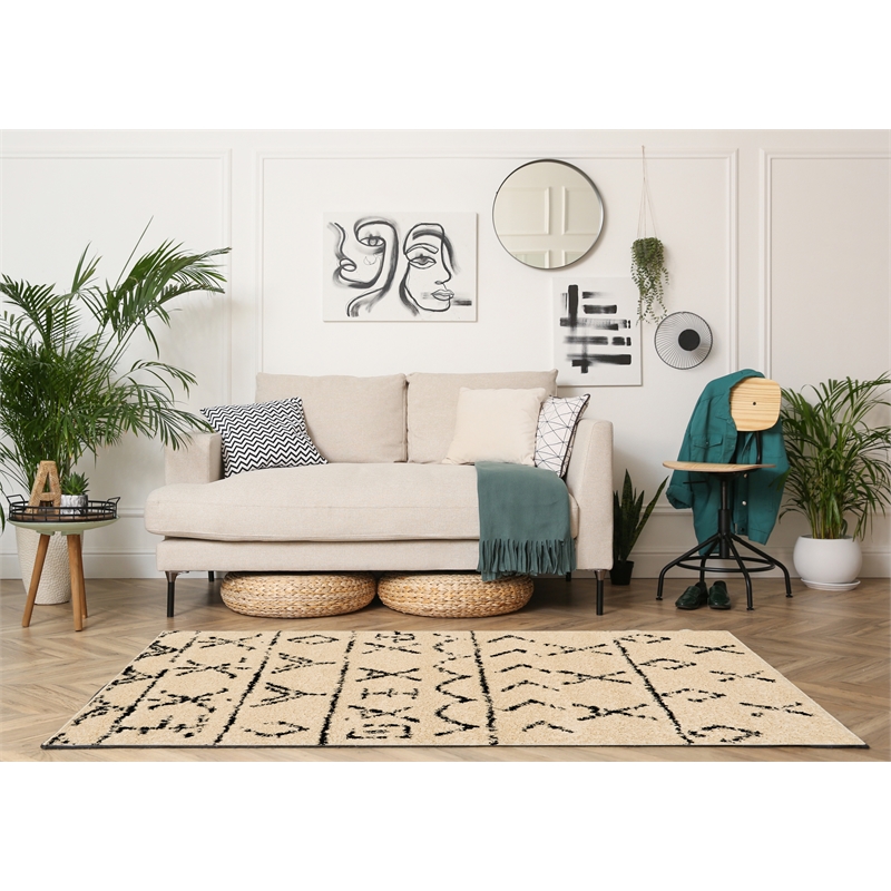 Linon Moroccan Atlas Power Loomed Polypropylene 5'x7' Rug in Ivory
