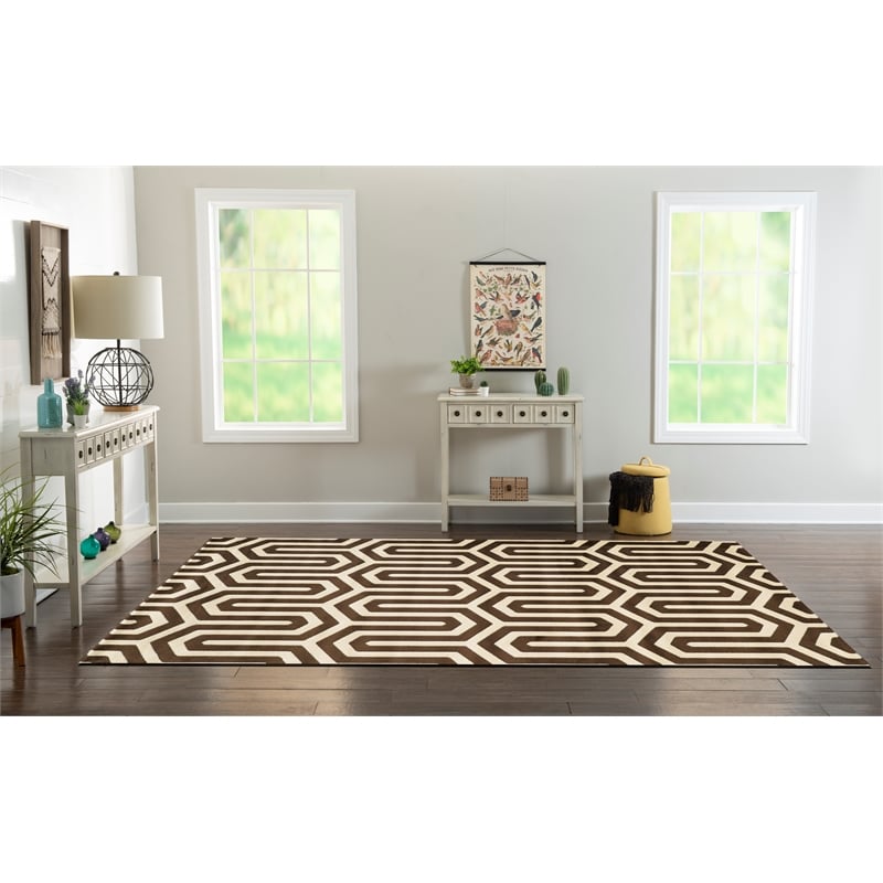 Linon Roma Zigzag Power Loomed Polypropylene 8'x10' Rug in Ivory