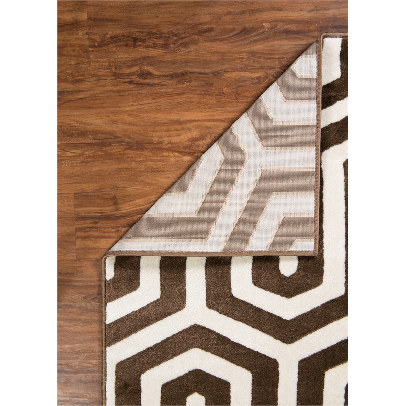 Linon Roma Zigzag Power Loomed Polypropylene 8'x10' Rug in Ivory