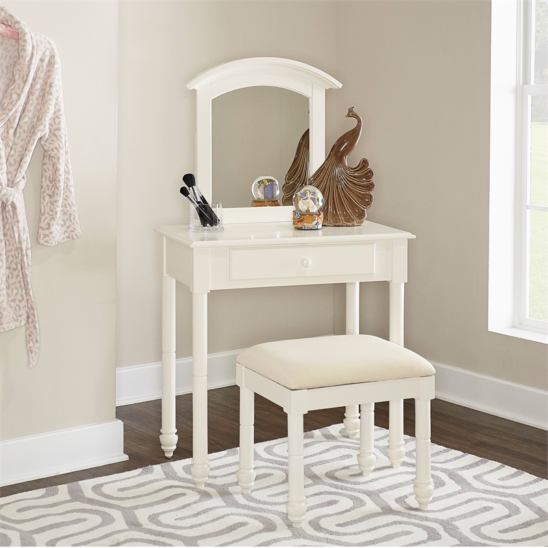 Linon Geo Sasha Hand Tufted Microfiber Polyester 5'x7' Rug in Gray