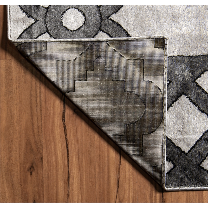 Linon Elegance Geo Power Loomed Polypropylene 8'x10' Rug in Gray