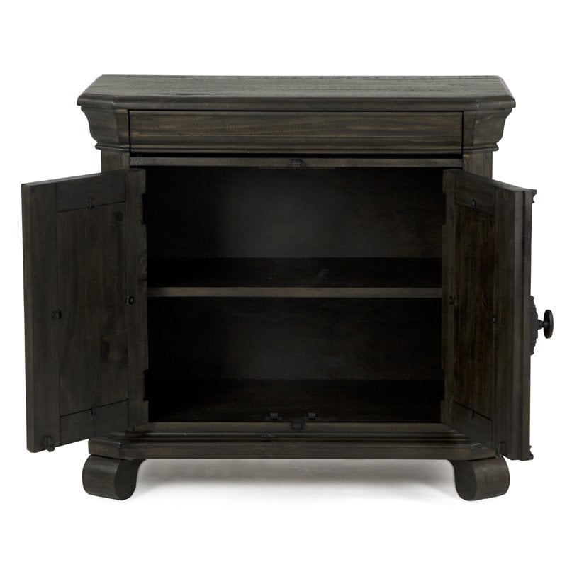 Magnussen Bellamy Traditional Peppercorn Bachelor Door Chest