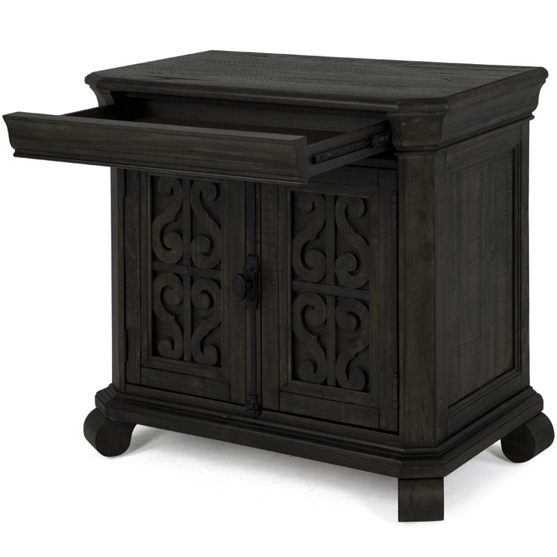 Magnussen Bellamy Traditional Peppercorn Bachelor Door Chest