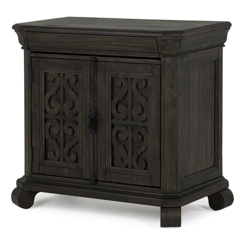 Magnussen Bellamy Traditional Peppercorn Bachelor Door Chest