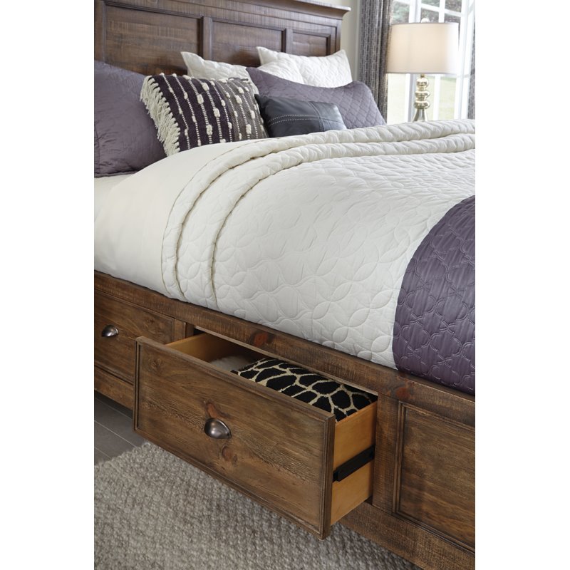Magnussen Bay Creek Traditional Toasted Nutmeg King Panel Bed with Storage