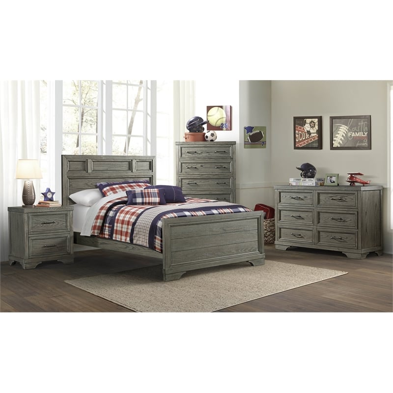 Westwood Design Foundry Traditional Wood Complete Full Bed in Brushed Pewter