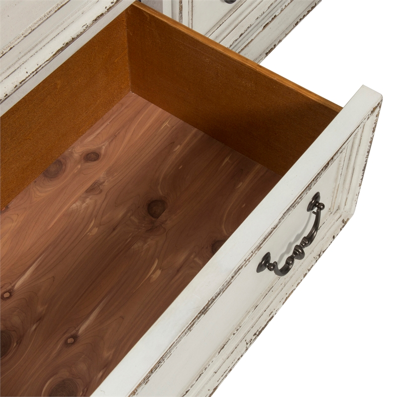 Liberty Furniture Magnolia Manor 7-Drawers Dresser Antique White/Weathered Bark