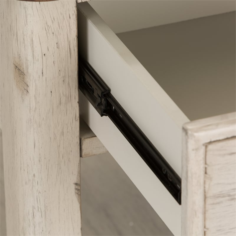 Farmhouse Reimagined White 3 Piece Set (1-Cocktail 2-End Tables)