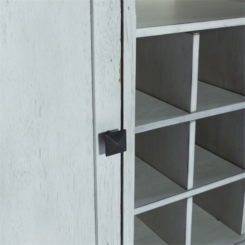 Carolina Crossing Server- White