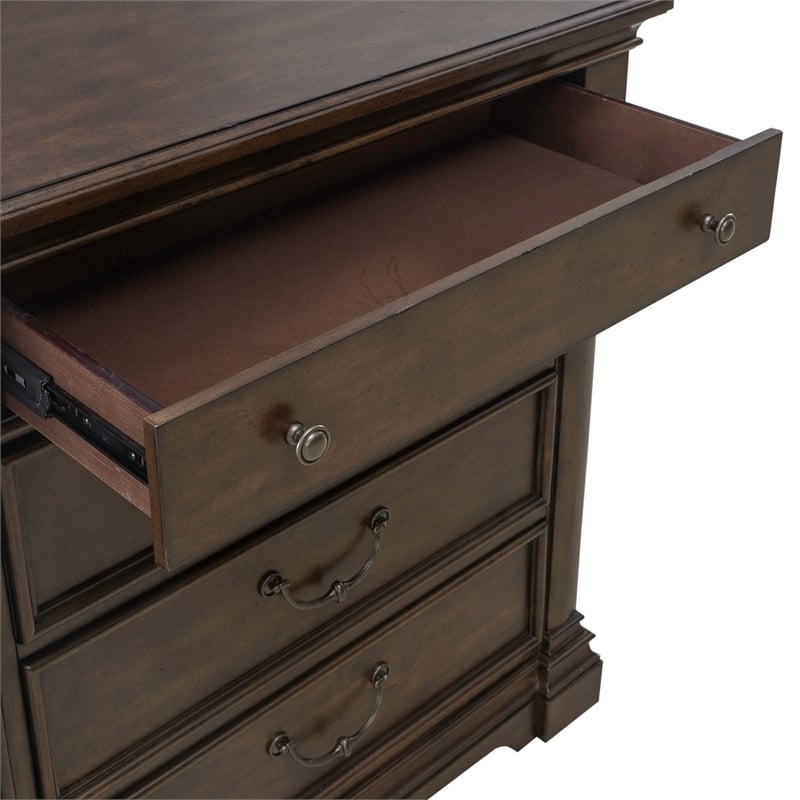 Liberty Furniture Arden Road 8 Drawer Dresser - Cherry