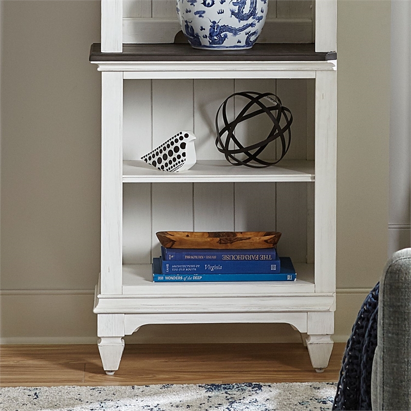 Liberty Furniture Allyson Park Entertainment Center with Piers - White