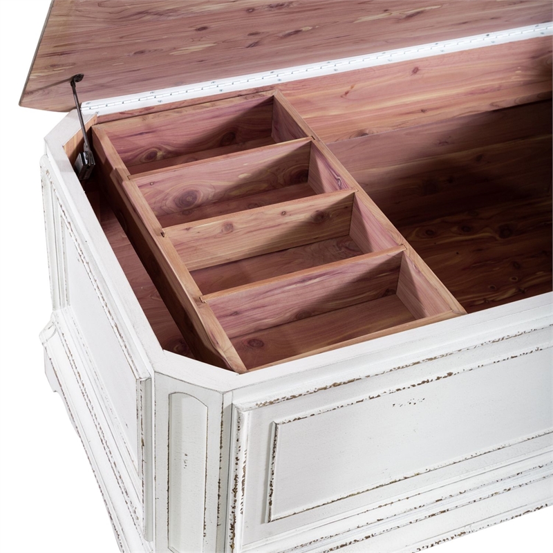 Liberty Furniture Magnolia Manor Storage Trunk - White
