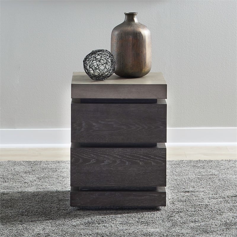 Liberty Furniture Piedmont Living Room Chairside Table - Brown Oak
