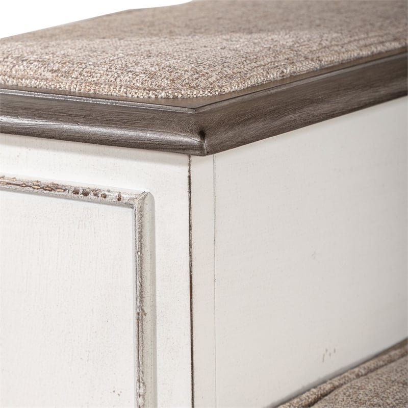Liberty Furniture Magnolia Manor Slip Proof Pet Steps 18 Inch Height - White Oak