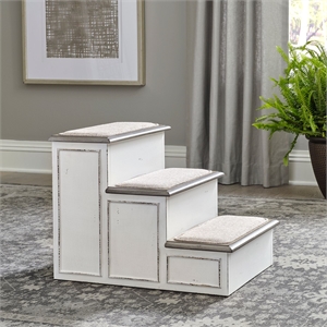 Liberty Furniture Magnolia Manor Slip Proof Pet Steps 18 Inch Height - White Oak