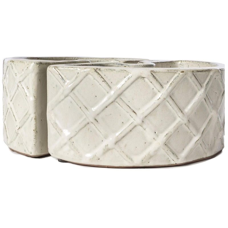 Alfresco Home Trellis 2-Moon Shaped Cermaic Umbrella Planter in Crema