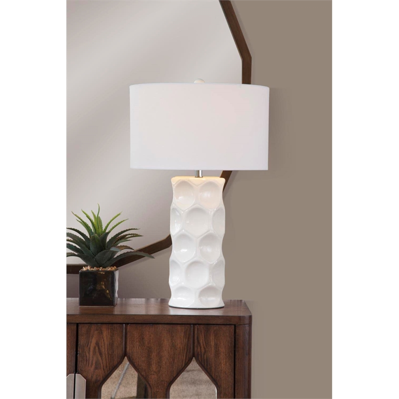 Cassidy Table Lamp in White Ceramic