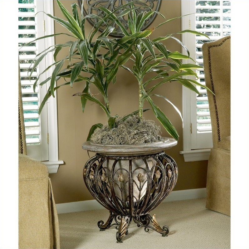 Butler Specialty Metalworks Traditional Stone Floor Planter