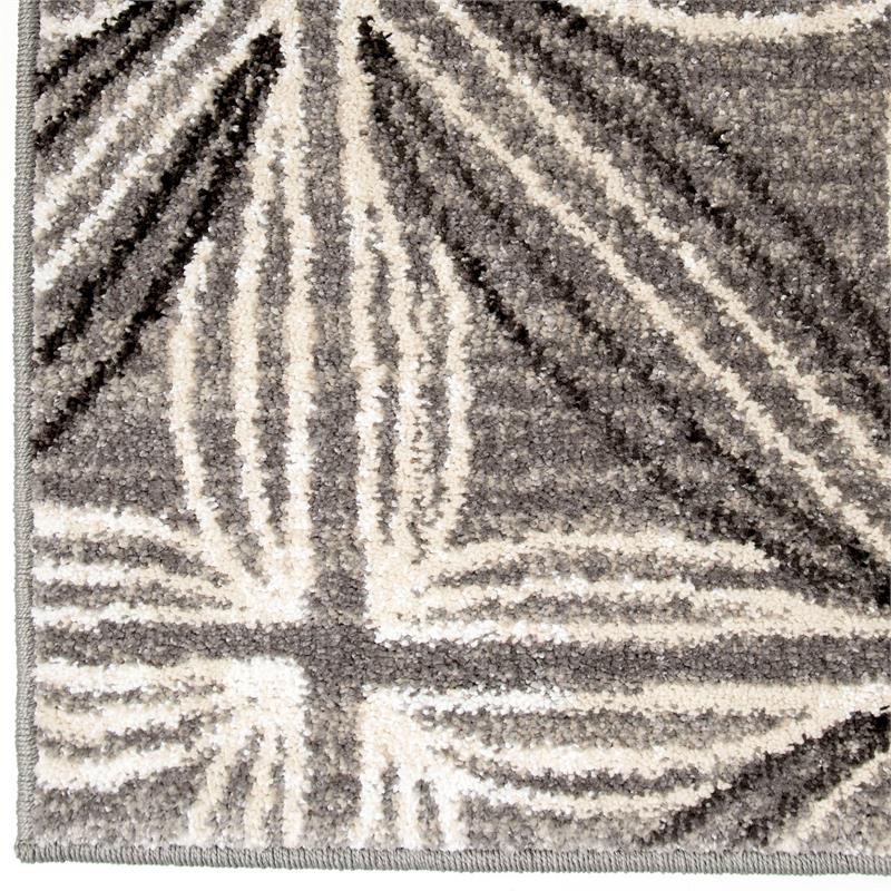 Armen Living Daisy 60x96