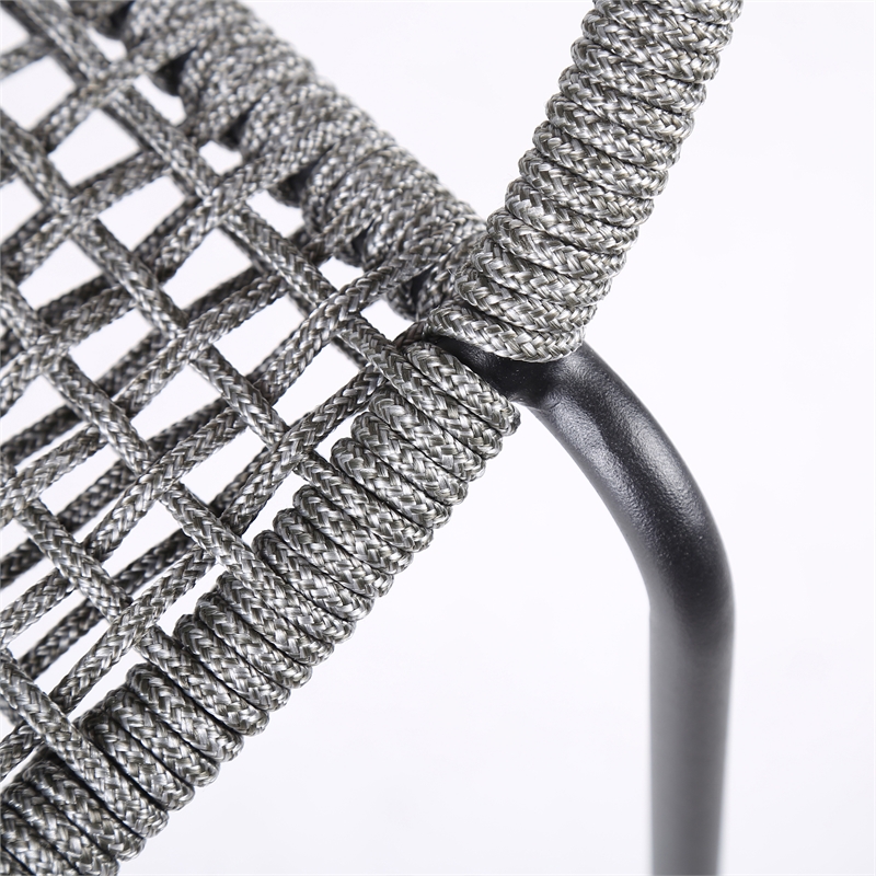 Armen Living Snack 18