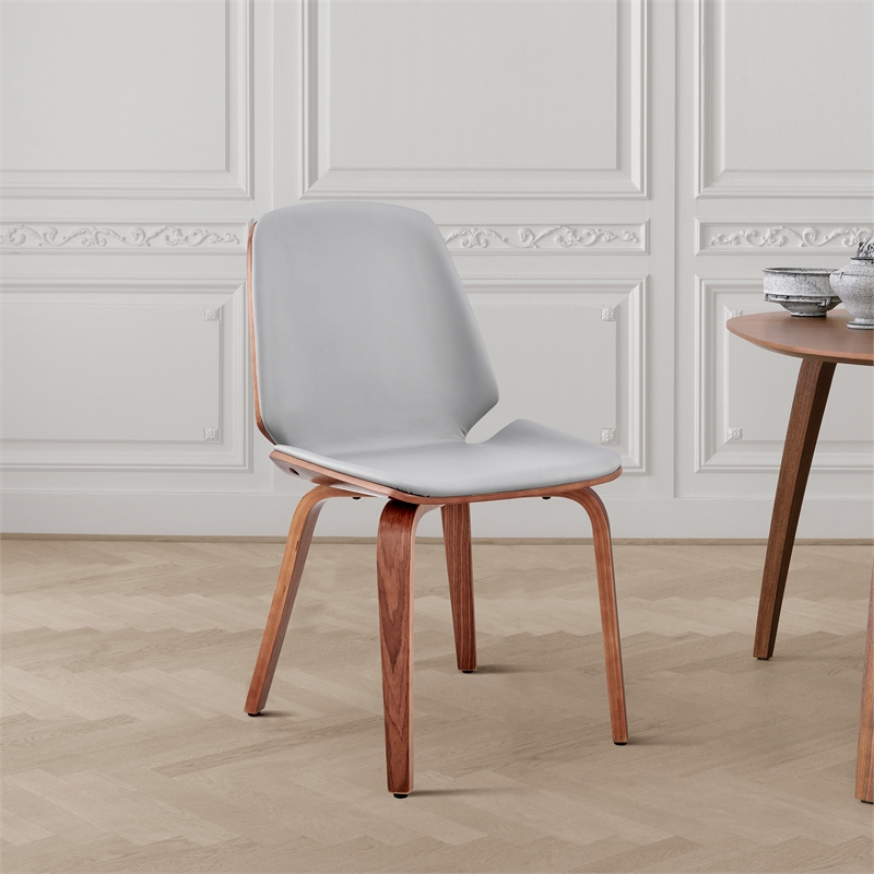 Armen Living Brinley 18