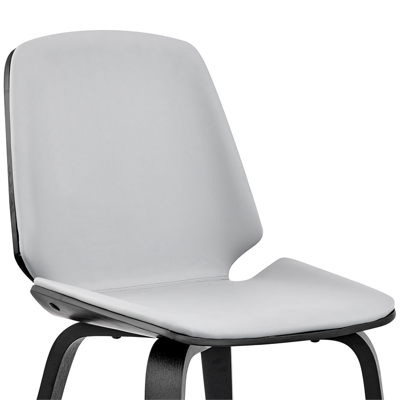 Armen Living Brinley 18