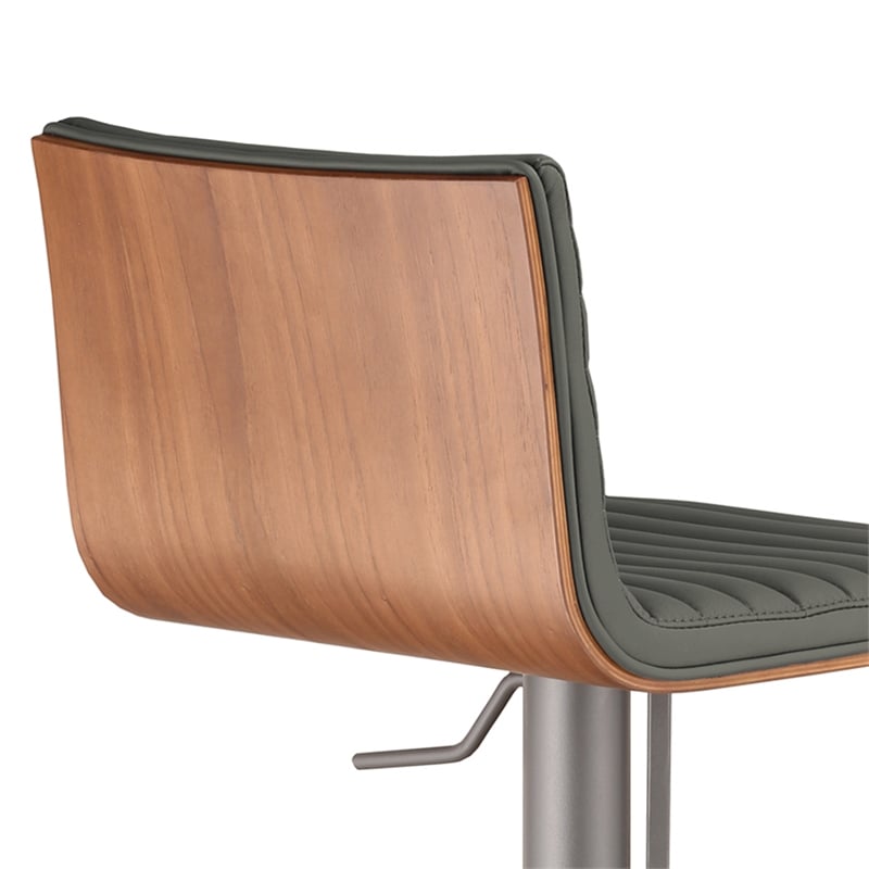 Armen Living Cafe 32