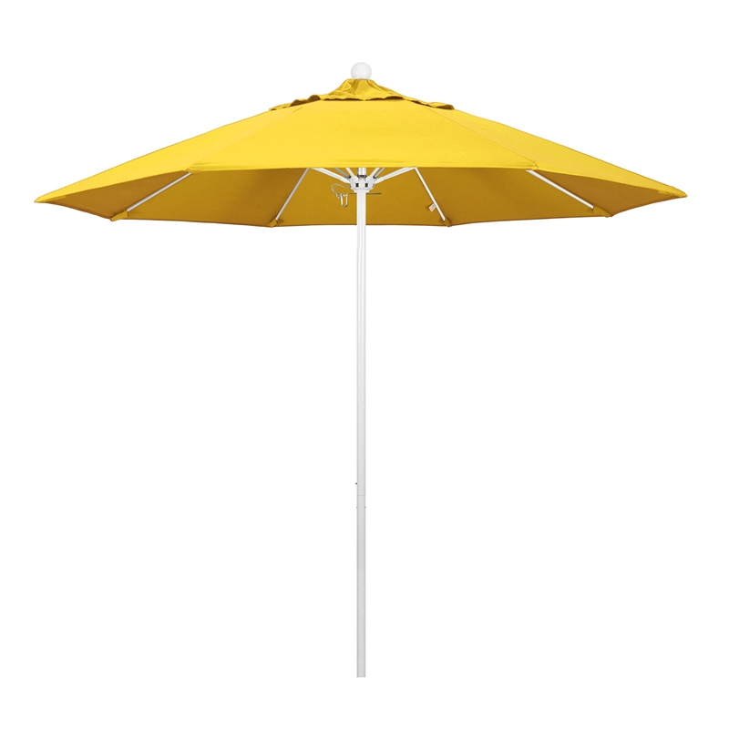 California Umbrella Venture 9' White Market Umbrella in Lemon