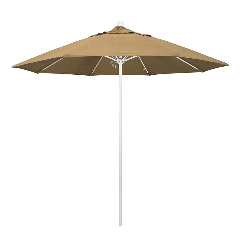 California Umbrella Venture 9' White Market Umbrella in Straw