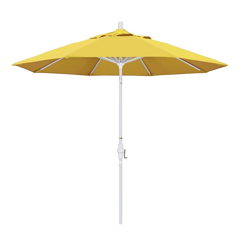 California Umbrella 9' Patio Umbrella in Lemon