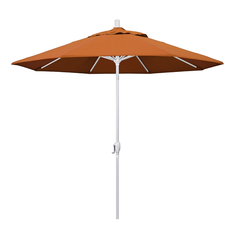 California Umbrella 9' Patio Umbrella in Tuscan