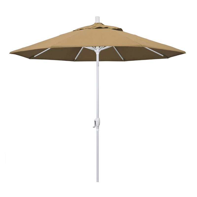 California Umbrella 9' Patio Umbrella in Straw