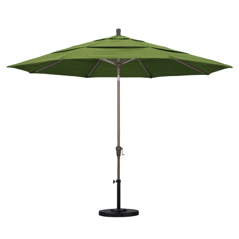 California Umbrella 11' Patio Umbrella in Spectrum Cilantro