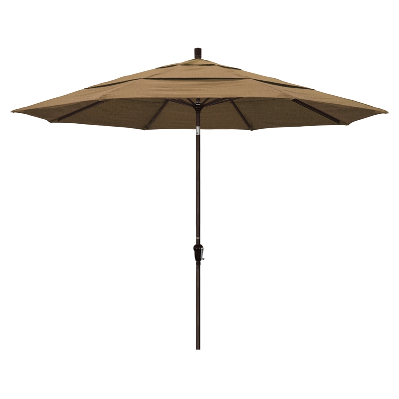 California Umbrella 11' Patio Umbrella in Straw