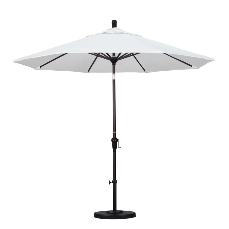 California Umbrella 9' Patio Umbrella in Natural