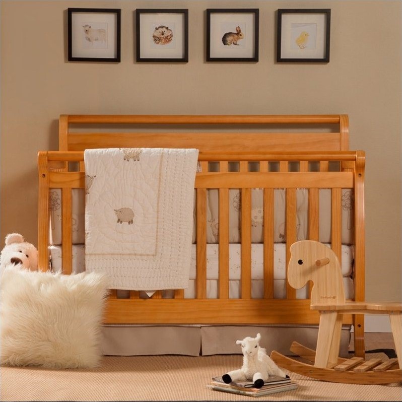 DaVinci Emily 4in1 Convertible Crib with Full Bed Rails in Honey Oak