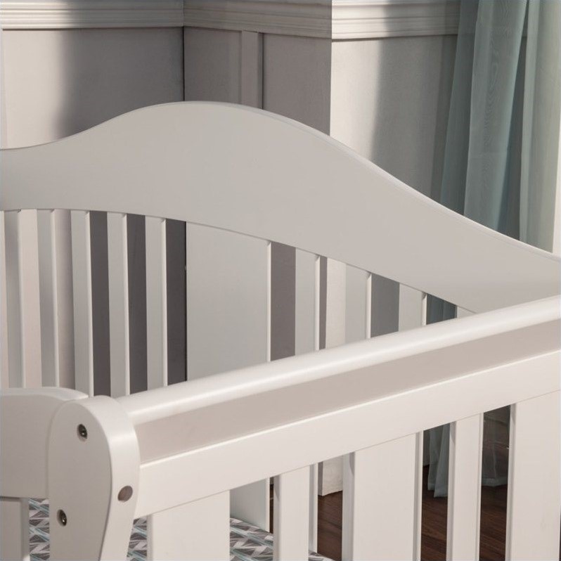 DaVinci Parker 4in1 Convertible Wood Baby Crib with Toddler Rail in